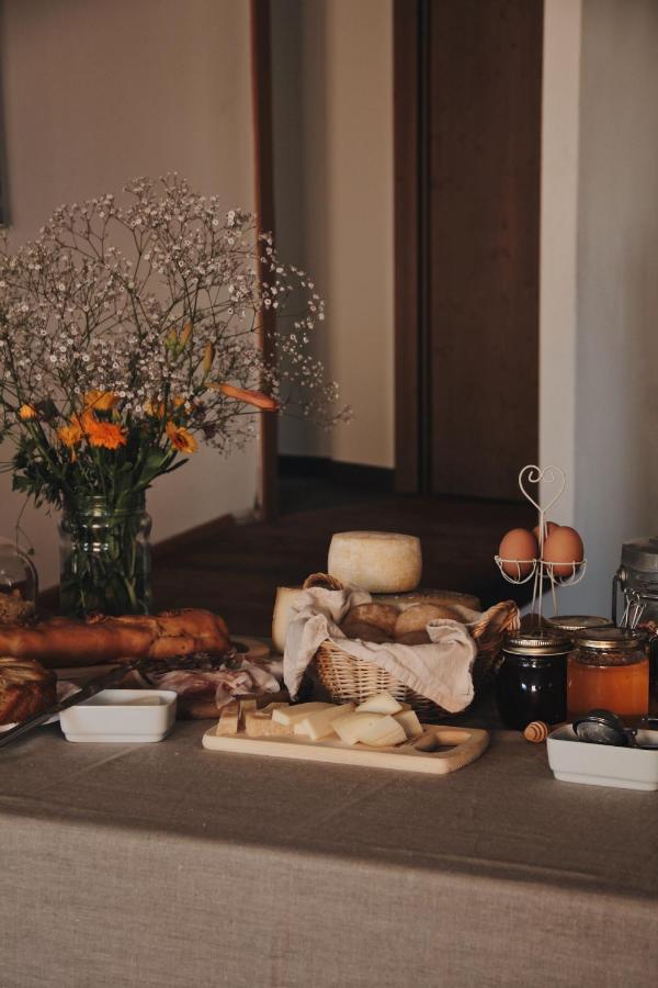 San Romedio Agriturismo Romeno 外观 照片